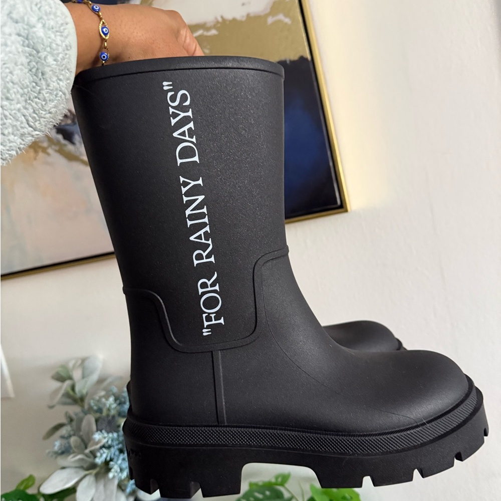 Black 'For Rainy Days' Women's Rain Boots